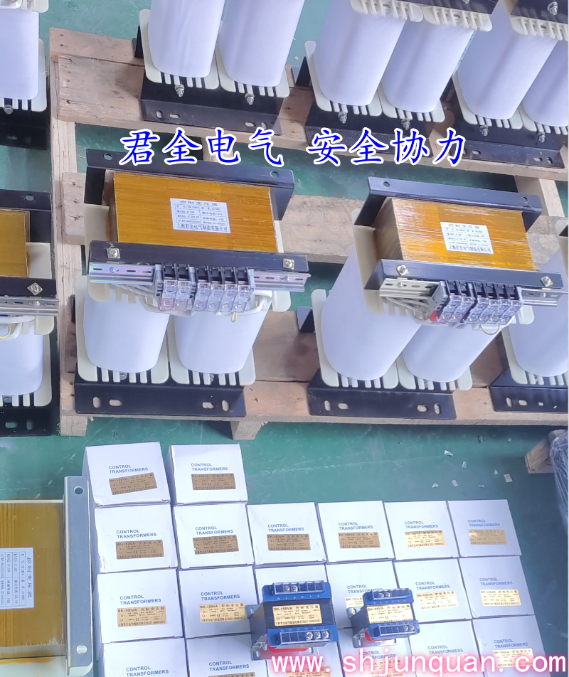 单相隔离变压器